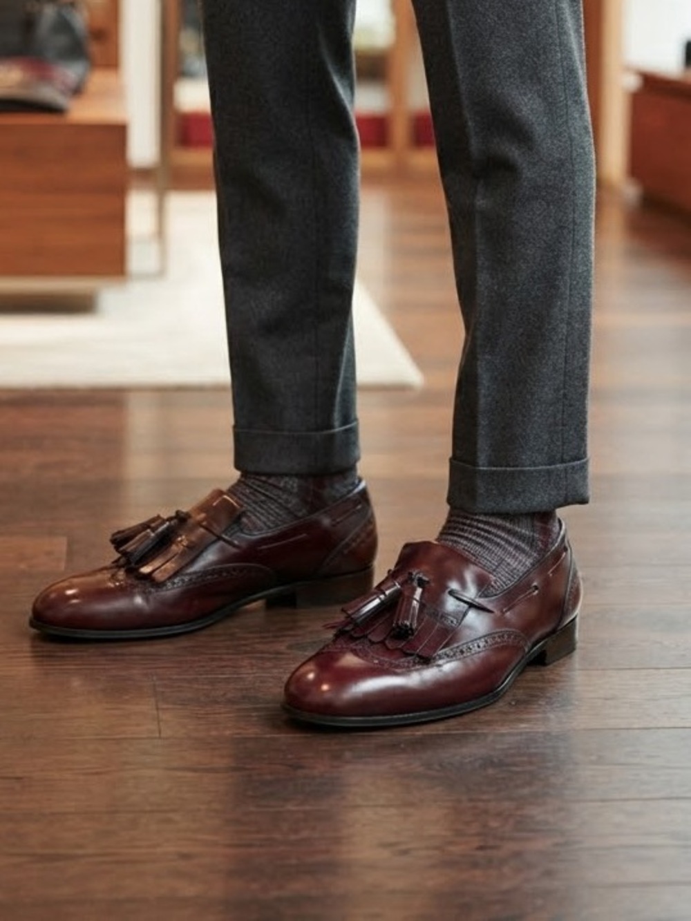 Salvatore Ferragamo Vintage Burgundy Leather Kiltie Tassel Wingtip Loafers 11.5